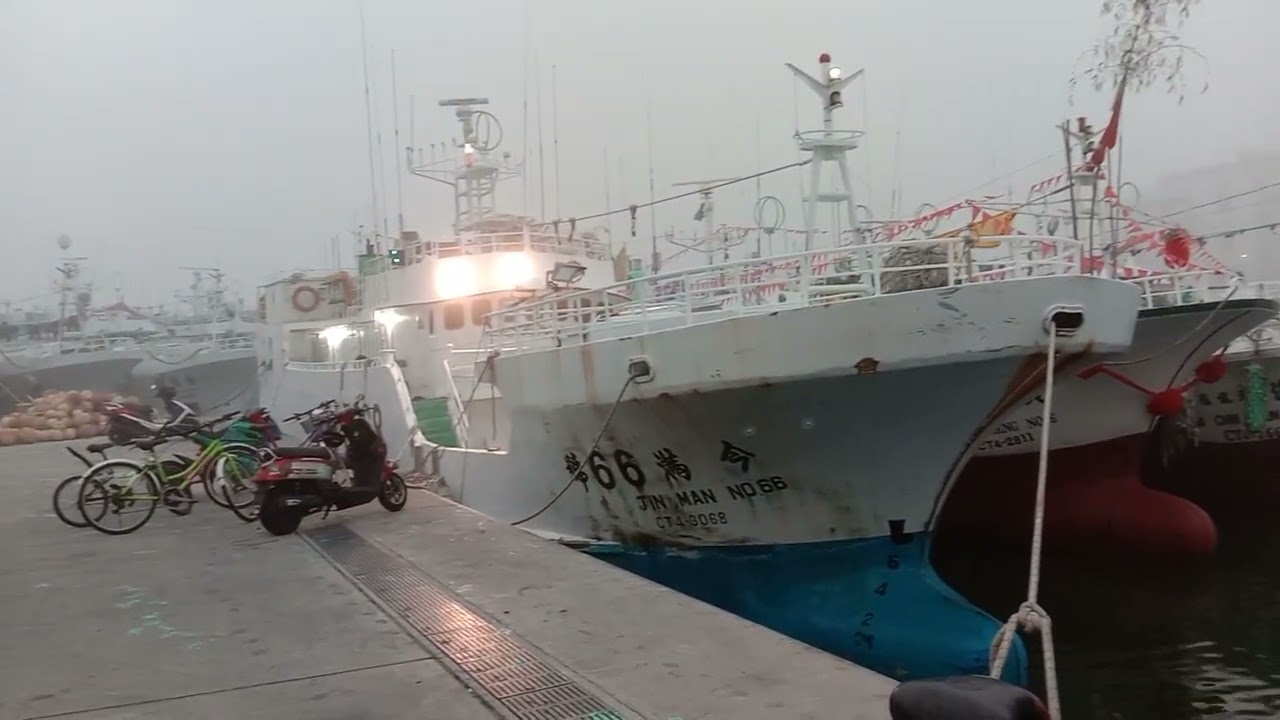 pagi hari pelabuhan tangkang taiwan