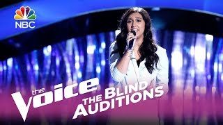 The Voice 2017 Blind Audition - Hannah Mrozak: 