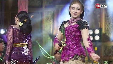 Thumbnail of Syahiba Saufa Ft. Niken Salindry - Ra Kuat Mbok- Dangdut Campursari Version