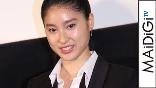 土屋太鳳、男装タキシードでイケメンに！　片寄涼太ら「兄系イケメンズ」絶賛　映画「兄に愛されすぎて困ってます」完成披露イベント1