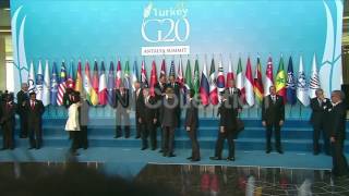 G20 SUMMIT-OBAMA CLASS PHOTO, HANDSHAKE W\/PUTIN