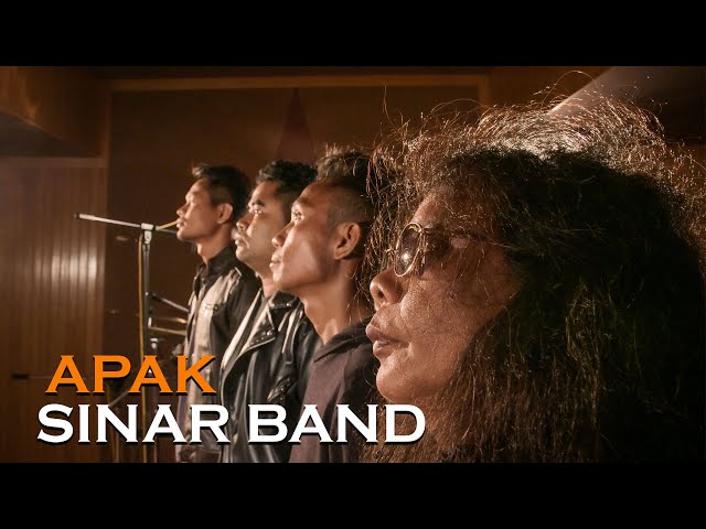 Sinar Band - Apak (Official Music Video) class=