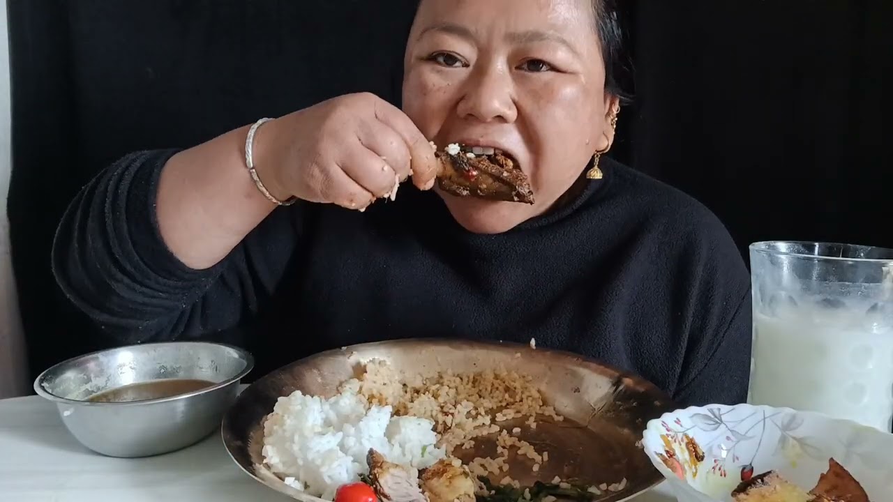 बंगुरकाे मासु,सिमेसाग,दाल,अचार अकबरे ,माेही र भात Priyamarsa Rai ।