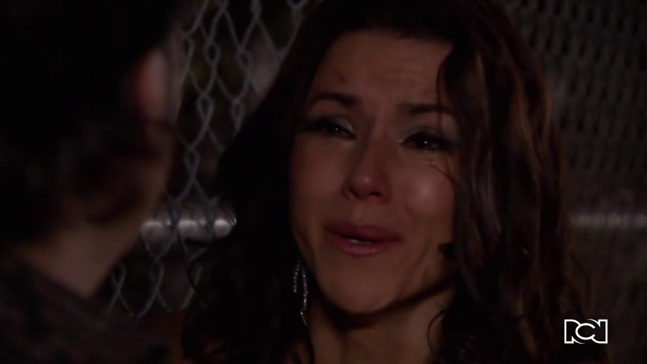 Guido descubre que Cecilia se prostituye | Allá te espero