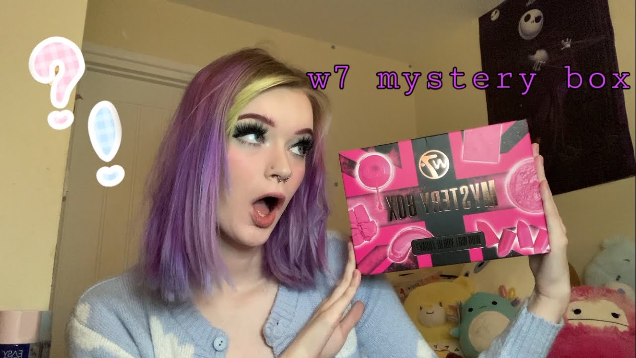 opening a makeup mystery box from w7
