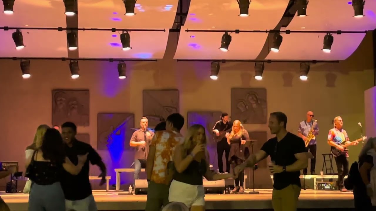 The Hamptons - Rock with You (Live) Arizona Weddings and Corporate Events Band