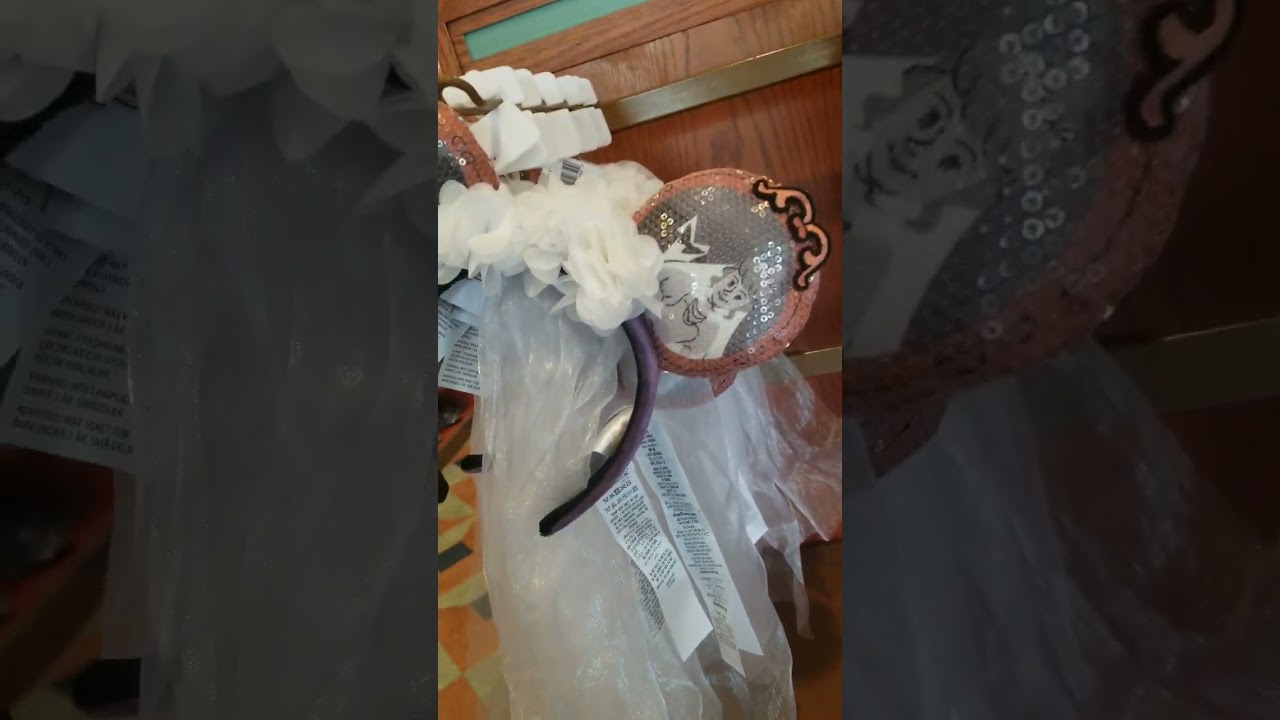 New Disney Haunted Mansion Bride Minnie Ears Headband 