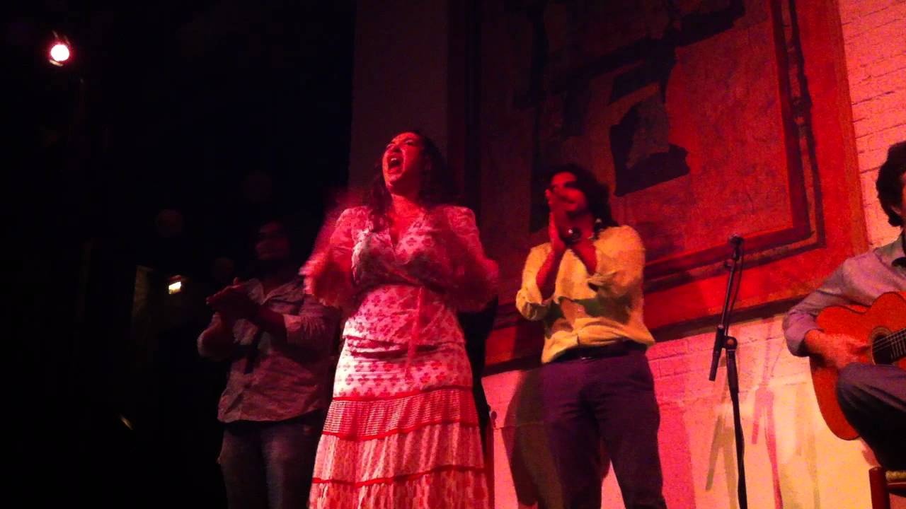 Encarna anillo  y Pituquete  