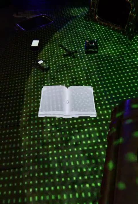 The book started emoting😂 #emoting #funny #phasmophobia - YouTube