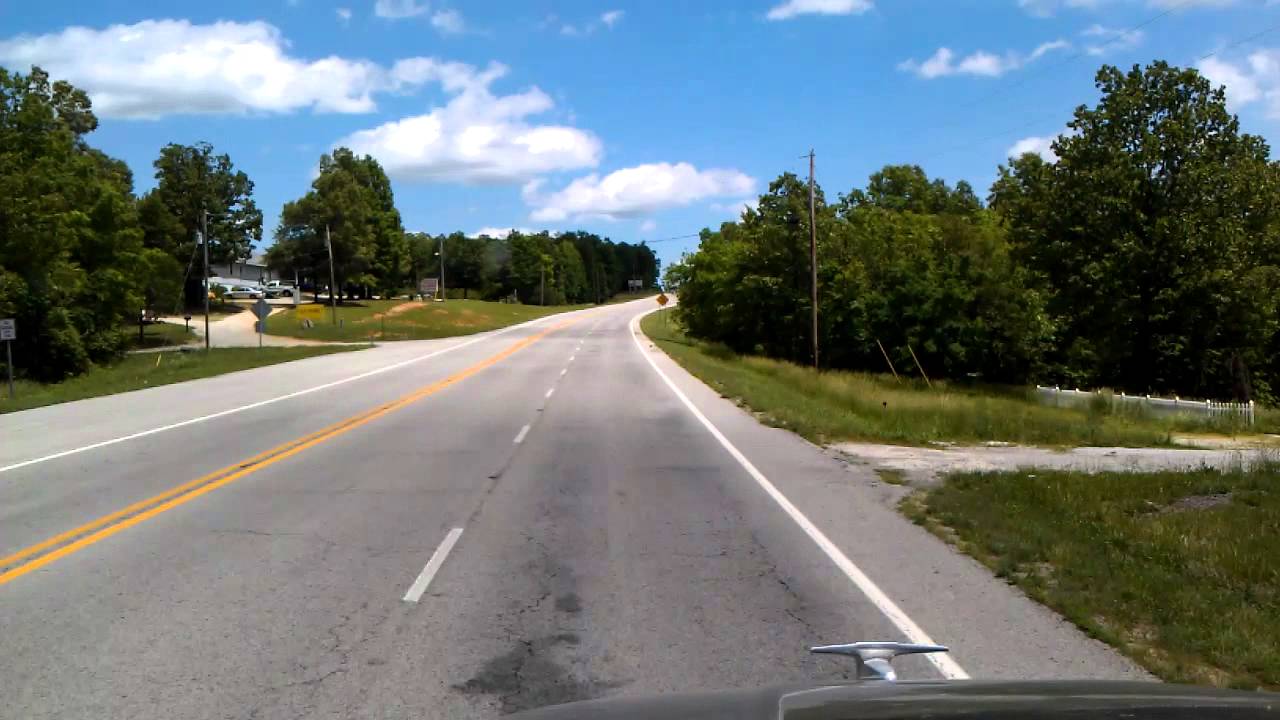 Driving past Mammoth Spring, Arkansas located on US Highway 63 - YouTube