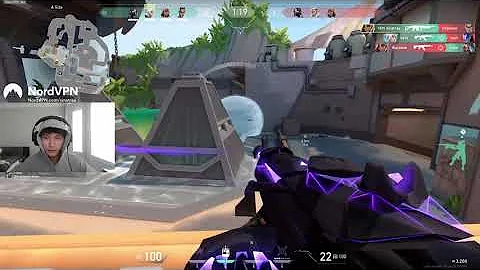 Someone in the chat said "Raze on Breeze sucks" and SInatraa immediately proved him wrong