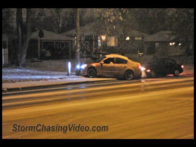 12/7/2012 Bloomington, MN Slick Roads and drivers crashing on camera