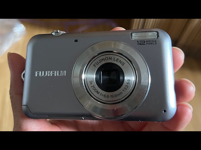 Fujifilm FinePix JV110 - YouTube