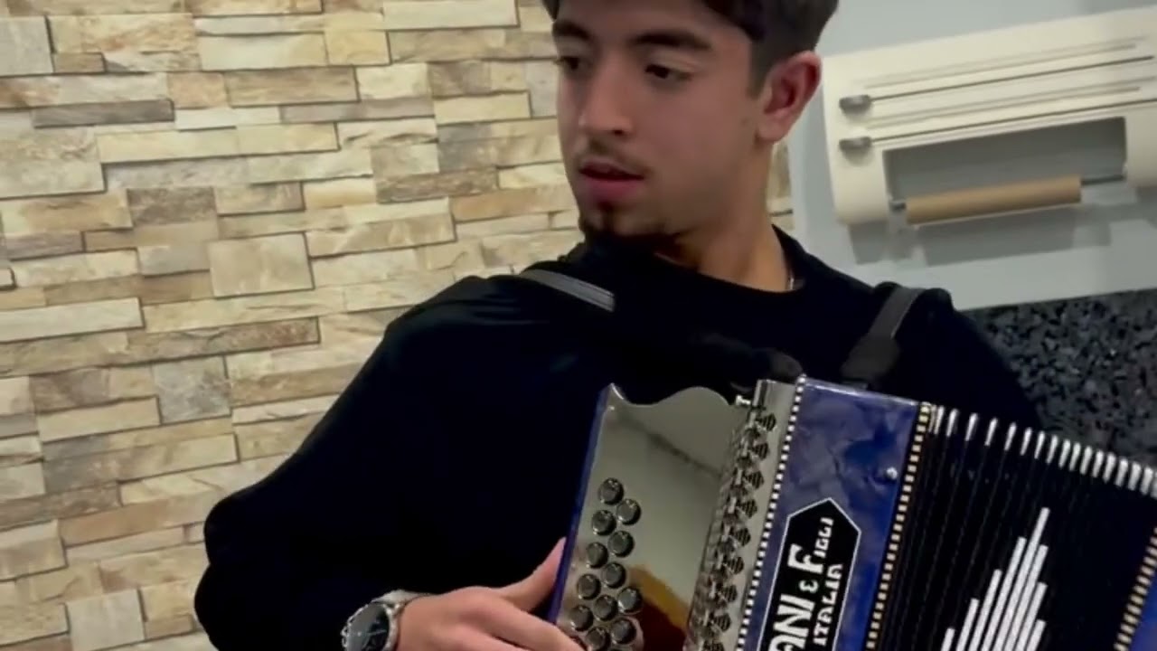 Vasquinho da Concertina e Ás da Concertina em Mais uma Atuação Espetacular.