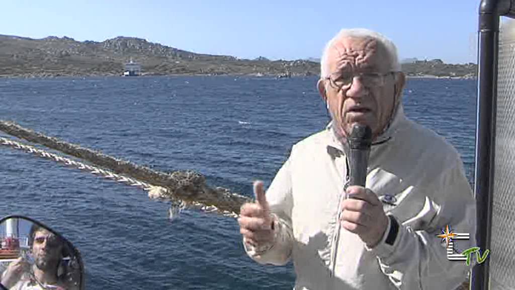 Tragedia sfiorata. Traghetto in difficoltà si ferma tra gli scogli di Santo Stefano