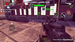 jogo de tiro de matar zumbi versão do celular screenshot 1