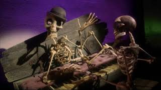 Spooky Scary Skeletons: HMV