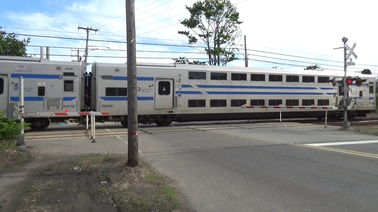 LIRR 409 Double Decker Train 78 to Patchogue - Brentwood Rd Railroad ...