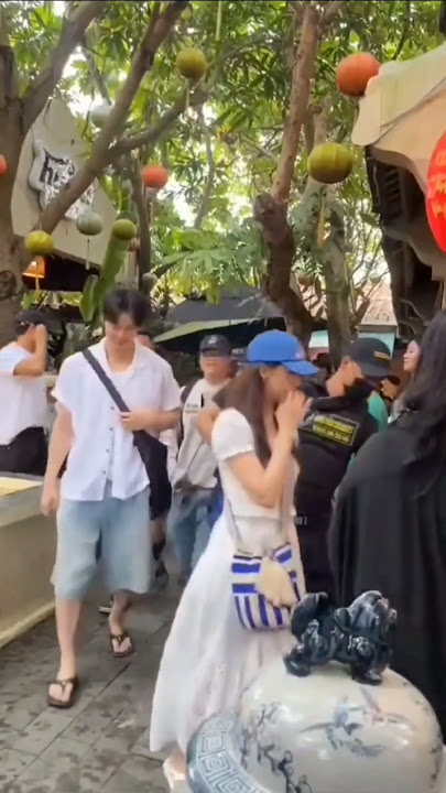 LIM YOONA AND LEE CHAE MIN IN VIETNAM!! 😭😭 #leechaemin #yoona #bonappetityourmajesty #kdrama #couple