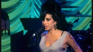 Amy Winehouse - Addicted - Live HD