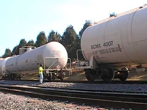 CSX A707-21 w/ Engineer Carolyn & Conductor Courtney Making a Pick Up at Lightfoot Mill Road Part 2