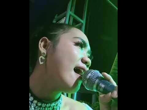 Erika Syaulina Best music (Ada Dia)