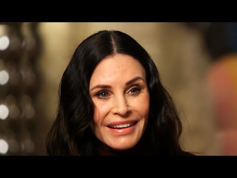 Courteney Cox Doesn&rsquo;t Remember Filming FRIENDS!