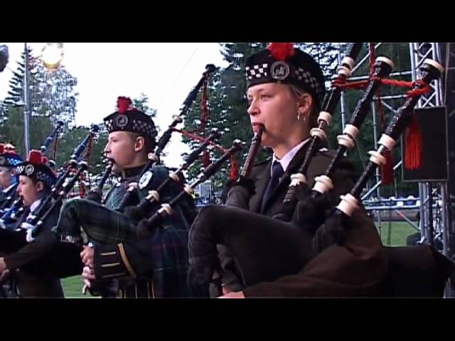 Auld Lang Syne - Scottish bagpipes and symphony orchestra class=