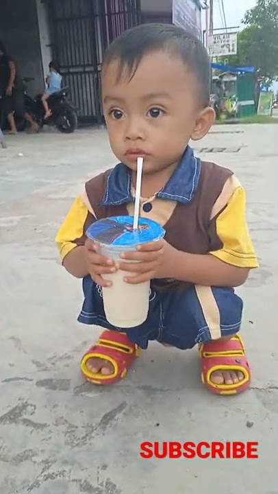Minum es SULE (susu kedelai) di pinggir jalan #shorts #sule #essusu
