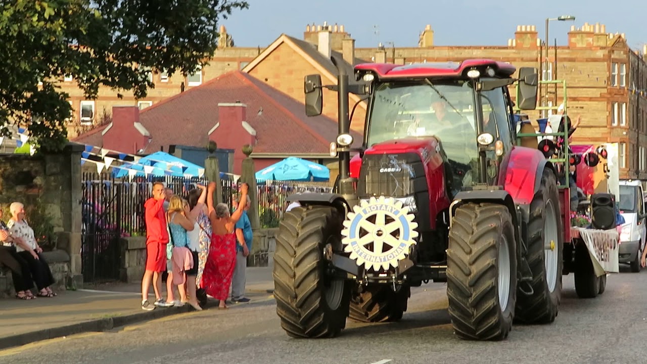 Musselburgh gala parade fri 27th  July 2018 rotary float
