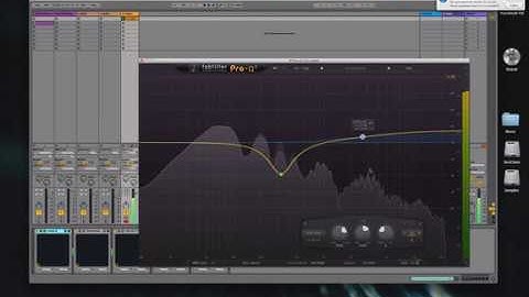 Sound Design in Ableton Live - Creating Sub Bass Tone with Plugins