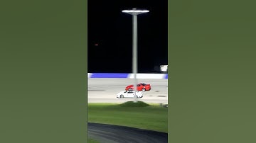 Mitsubishi 3000 GT VS Porsche 911 Turbo S Spectator Drags at Freedom Factory