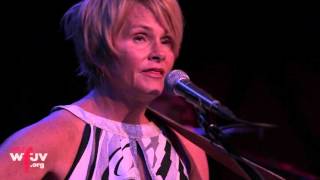 Video thumbnail of "Shawn Colvin - "Hold On" (Live at Rockwood Music Hall)"