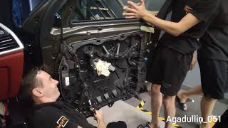 видео: BMW X5M Competition. Как снять дверные карты? Как снять щиты? Как снять дверные обивки? Дверные щиты картинка: BMW X5M Competition. Как снять дверные карты? Как снять щиты? Как снять дверные обивки? Дверные щиты