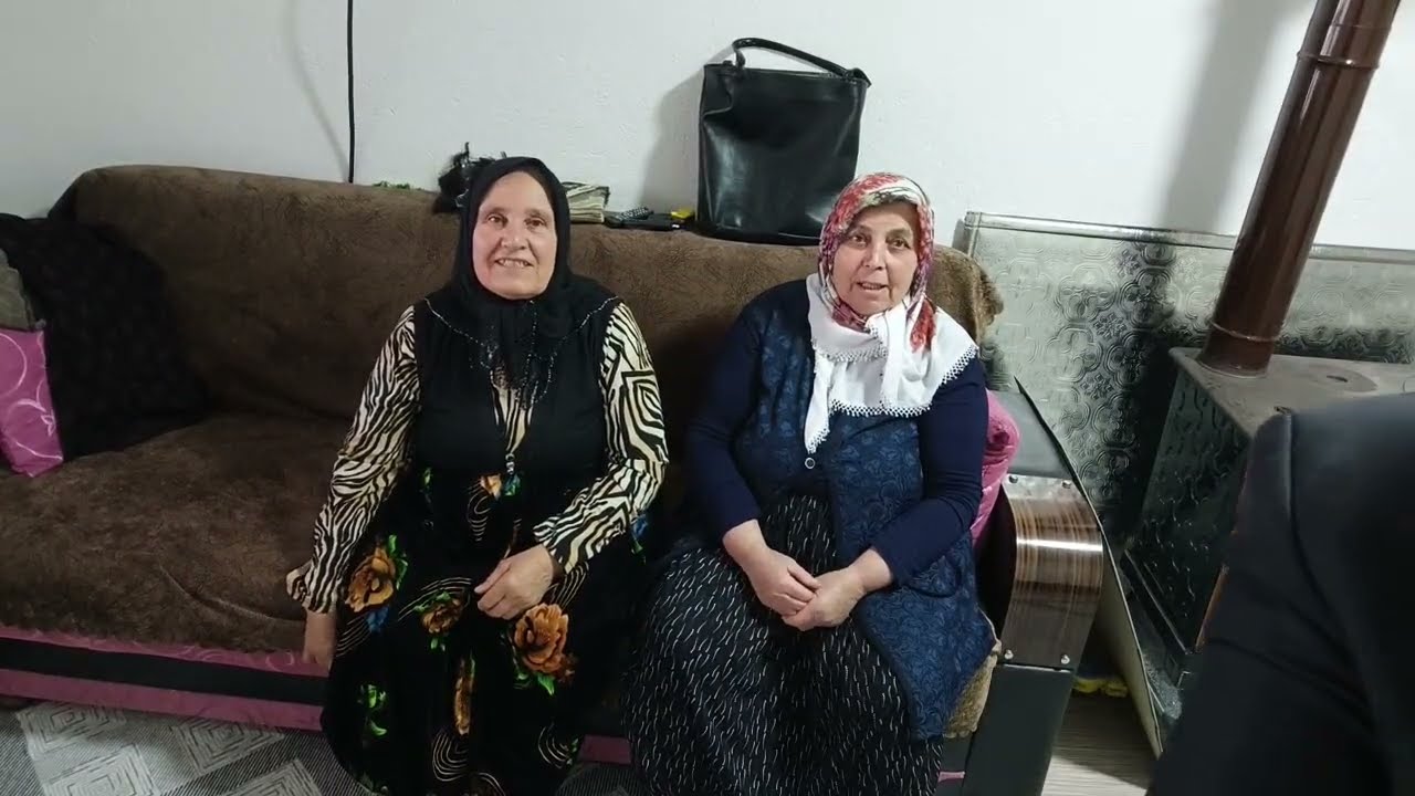 CAFİYE GELİNE KÜZÜNE SOBAYA PATETES ATTIM SOHBET EŞLİGİNDE