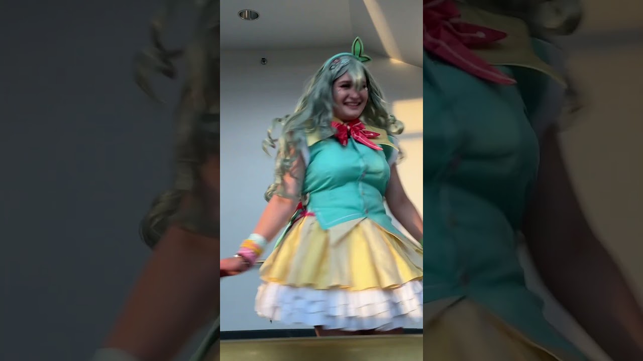 Cosplay Sillies | Danganronpa Cosplay | #cosplay #danganronpa #projectsekai #junkoenoshima #chiaki