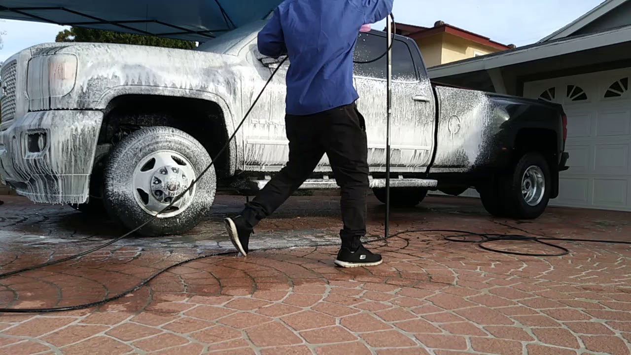 How to foam your car in a minute YouTube