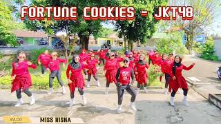 FORTUNE COOKIES - JKT48 || DANCE KREASI BY MISS RISNA