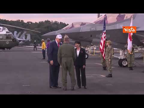 Video Trump con berretto Usa arriva con la premier giapponese Sanae Takaichi alla base navale di Yokosuka