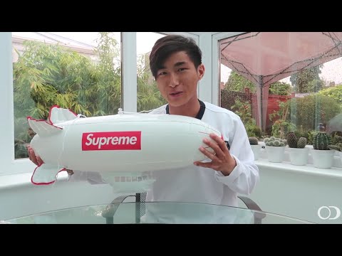シュプリーム　飛行船 ☆新品・未開封☆ supreme inflatable blimp 飛行船