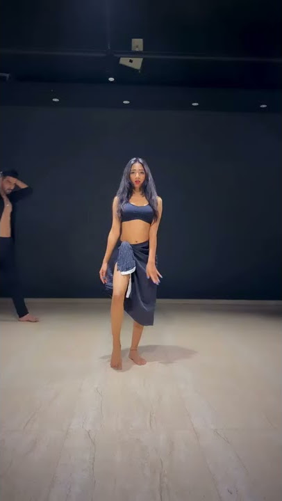 Roshni Se Dance Video | Asoka | Ronak Wadhwani Choreography ft. karishma | #shorts #viral