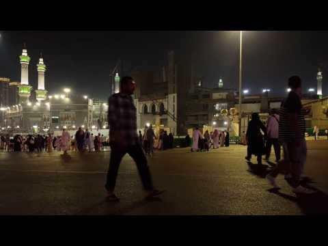 أذان الفجر من المسجد الحرام ١٨ صفر ١٤٣٨ للشيخ عماد بقري