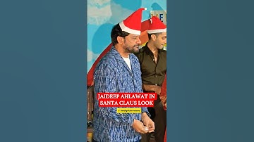 Jaideep Ahlawat wearing Santa Claus cap for kids at Ikkis movie promotion in Delhi#shorts #ikkis