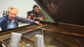 Pillole Di Back To Brit Day After Day