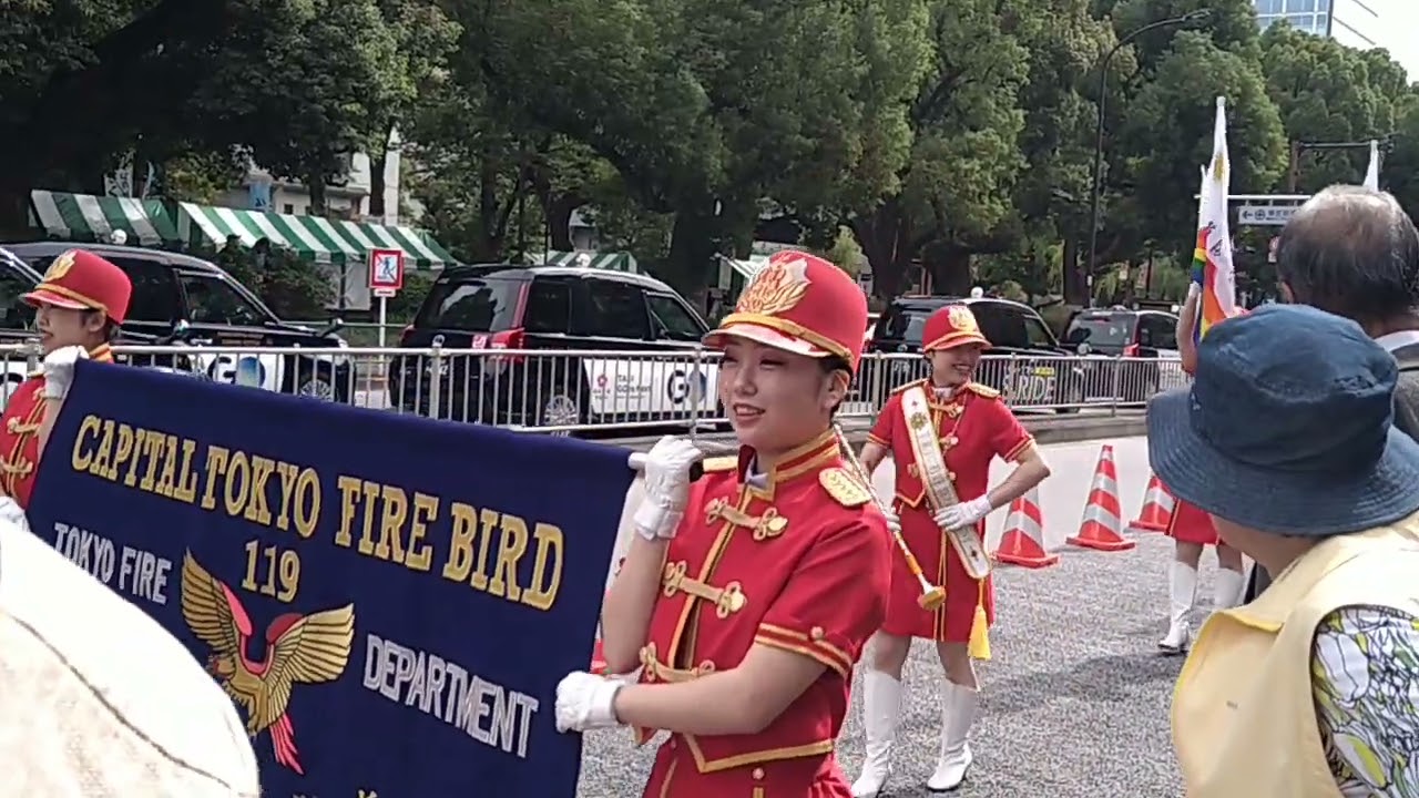 みなと区民まつりパレード2025年10月12日（日）東京消防庁音楽隊・カラーガーズ隊