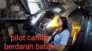 6 Pilot cantik termuda,satu kelahiran batak