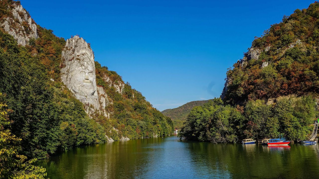 Al-Duna-Kilépés a Vaskapun