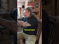 Julião se assustou com a cobra do Richard Rasmussen...