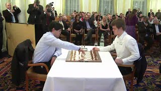 Gdy się bronisz, rób to z zimną krwią jak mistrz świata: Hikaru Nakamura vs. Magnus Carlsen, 2014