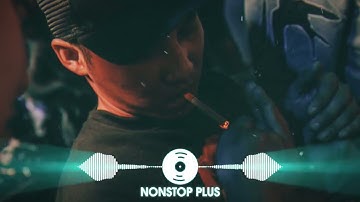 Lúc khó khăn mới biết ai là bạn, khi hoạn nạn mới hiểu bạn là ai...!